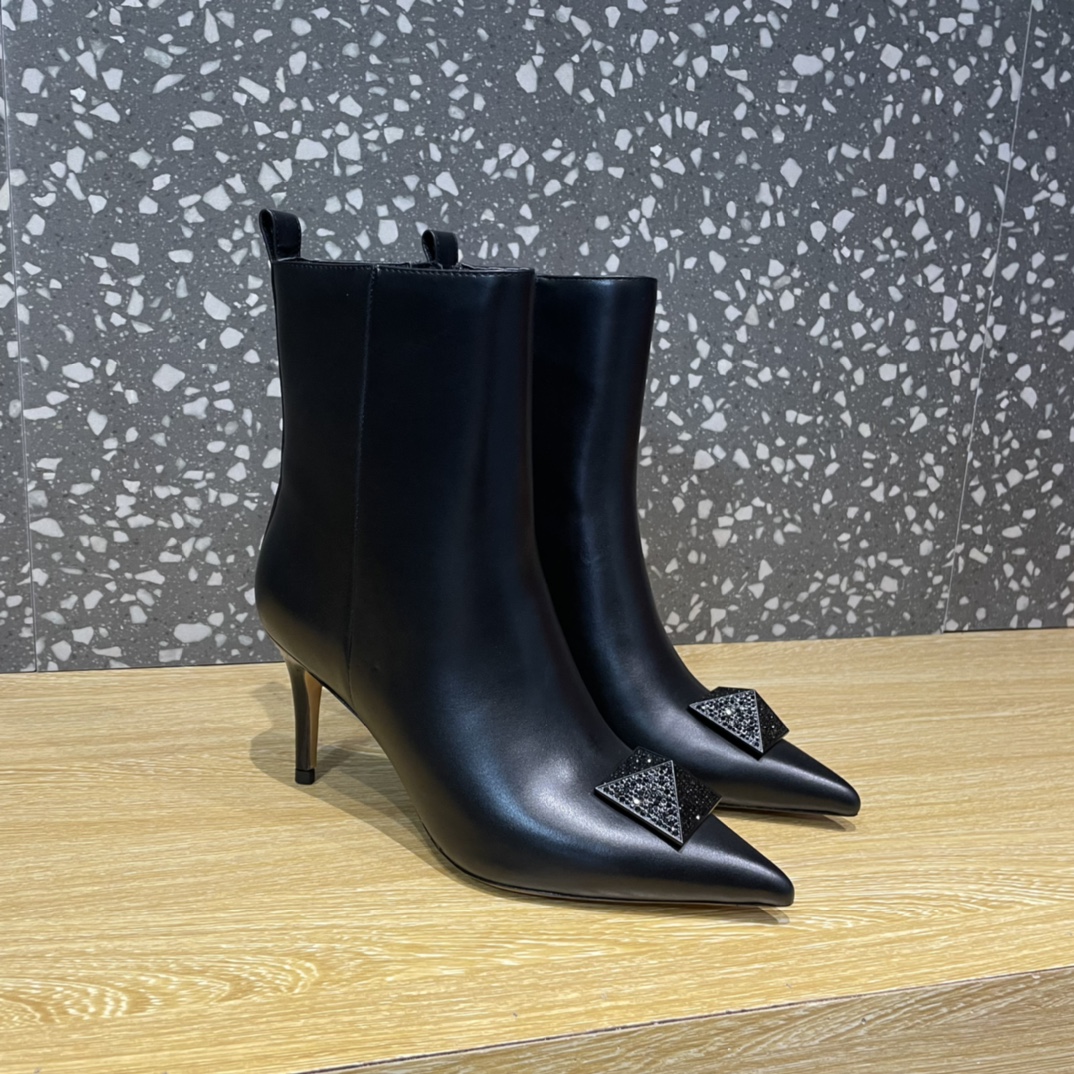Va1e*ntin0 Boots Heels 8CM Black