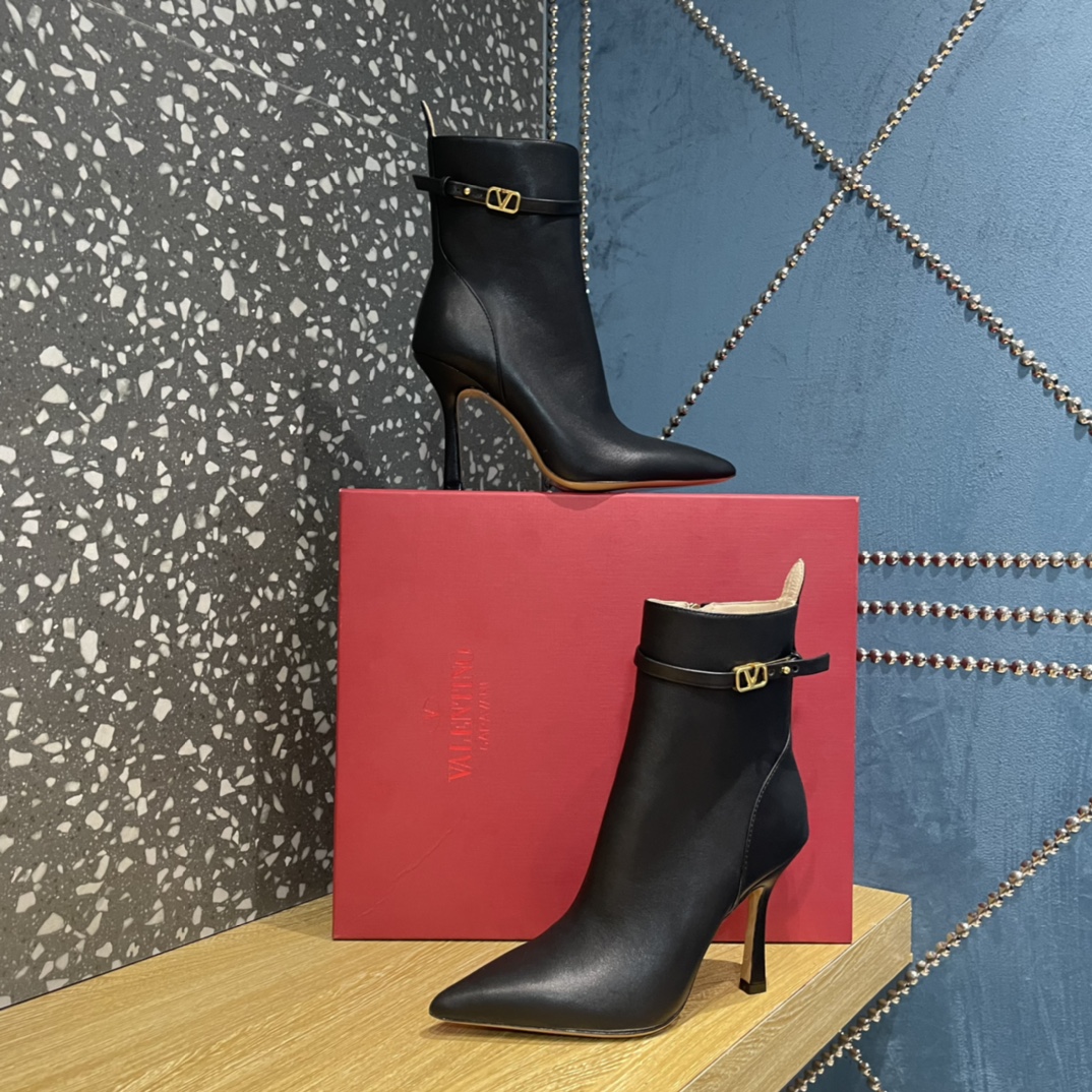 Va1e*ntin0 Boots Heels 10CM Black