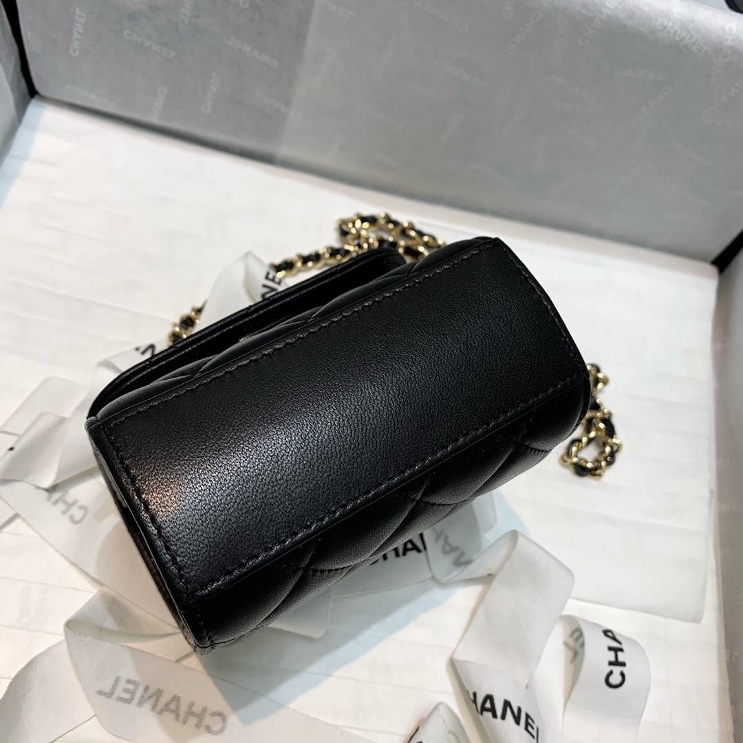 Ch**el Chain Flap Coin Bag