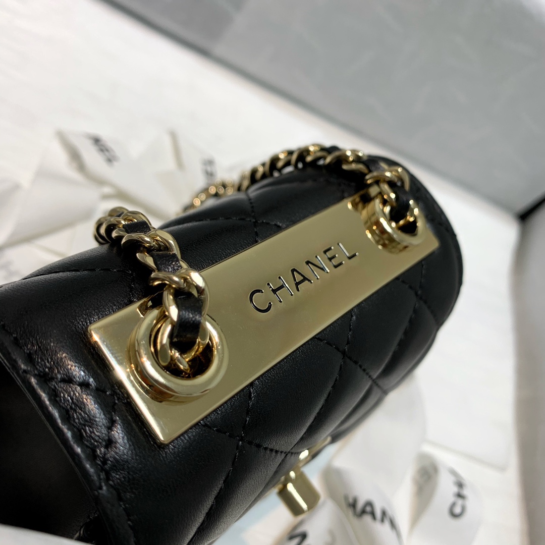 Ch**el Chain Flap Coin Bag
