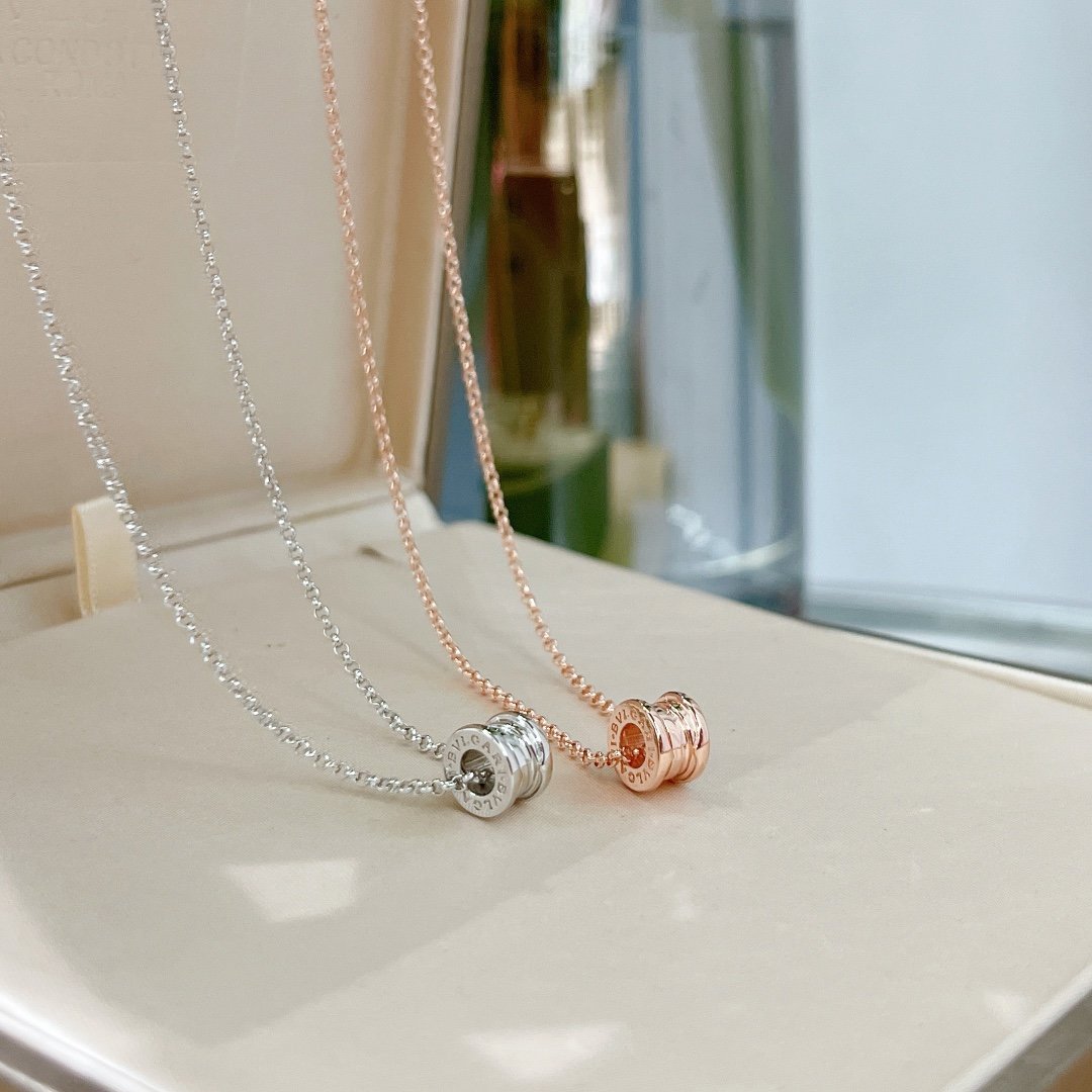 Bv1g*ai Necklace