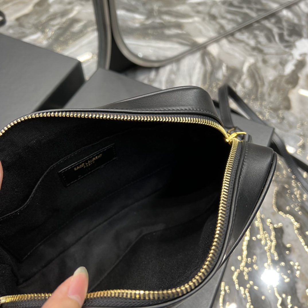 Y51 Loulou Camera Bag 23cm 06