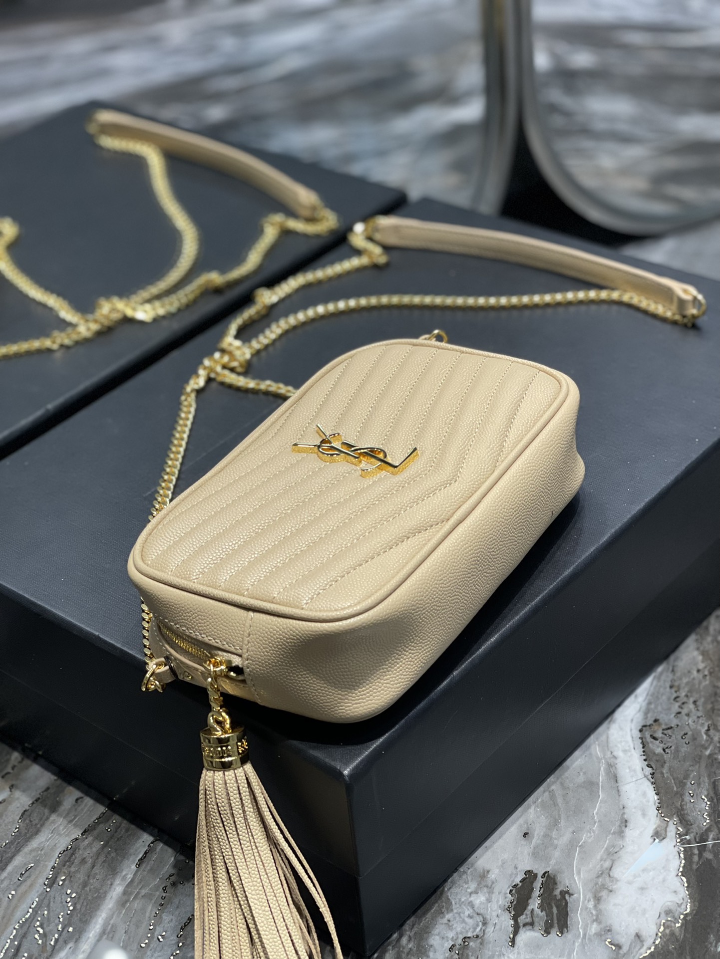 Y51 Loulou Mini Camera Bag 18cm Beige