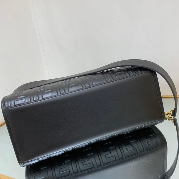 F**di Tote handbag