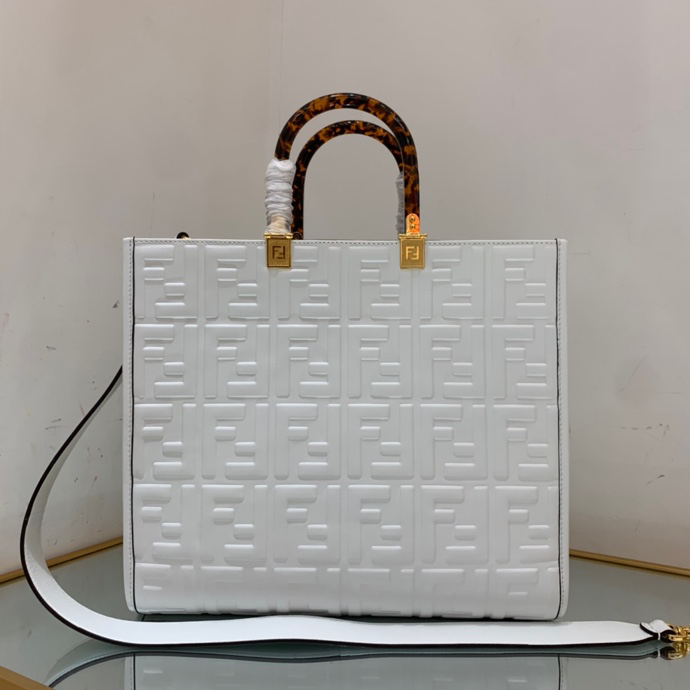 Bagsaaa F**di Sunshine Medium White leather shopper - 35cm
