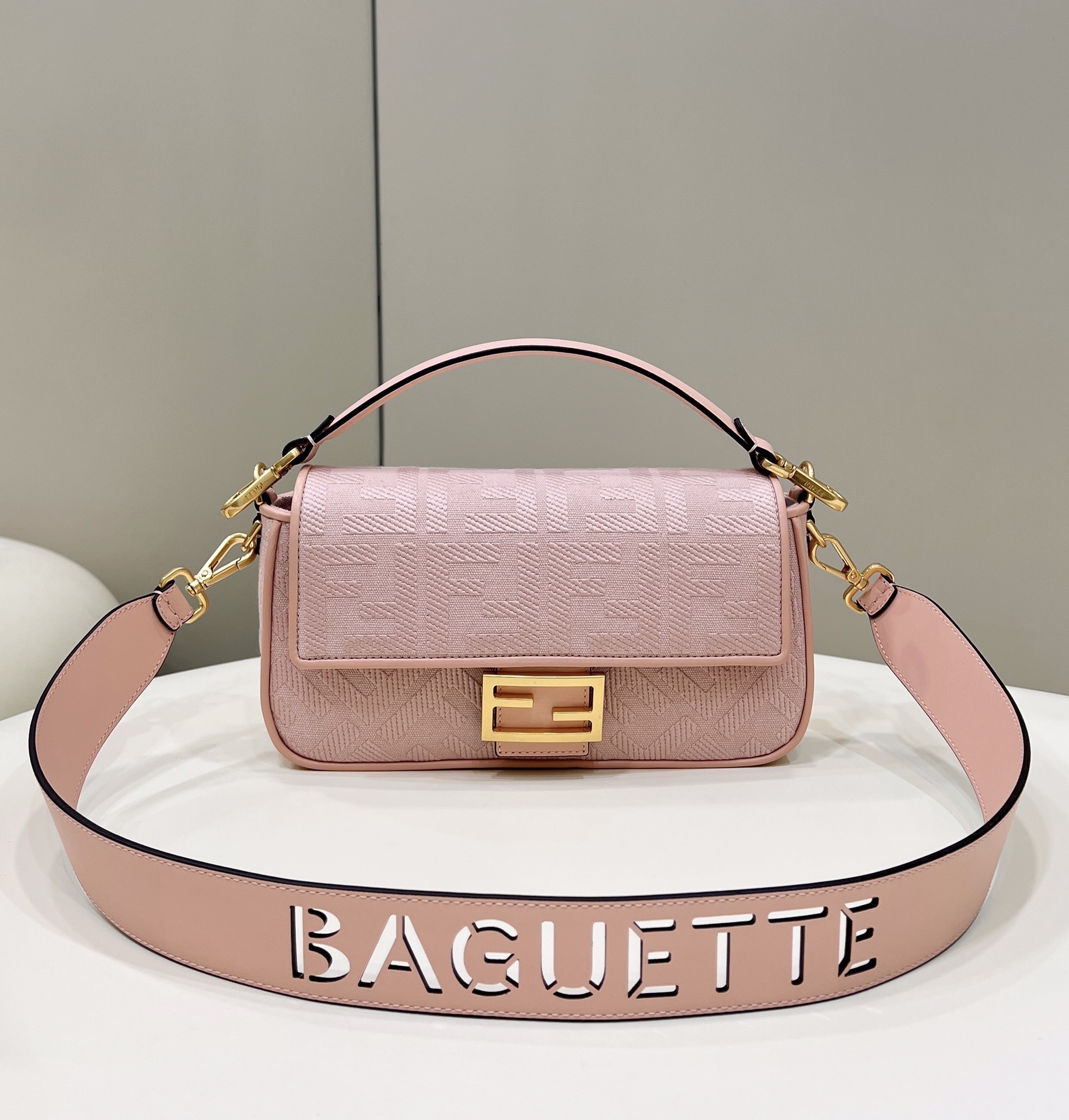 F**di Baguette Crossbody Bag 27cm Pink