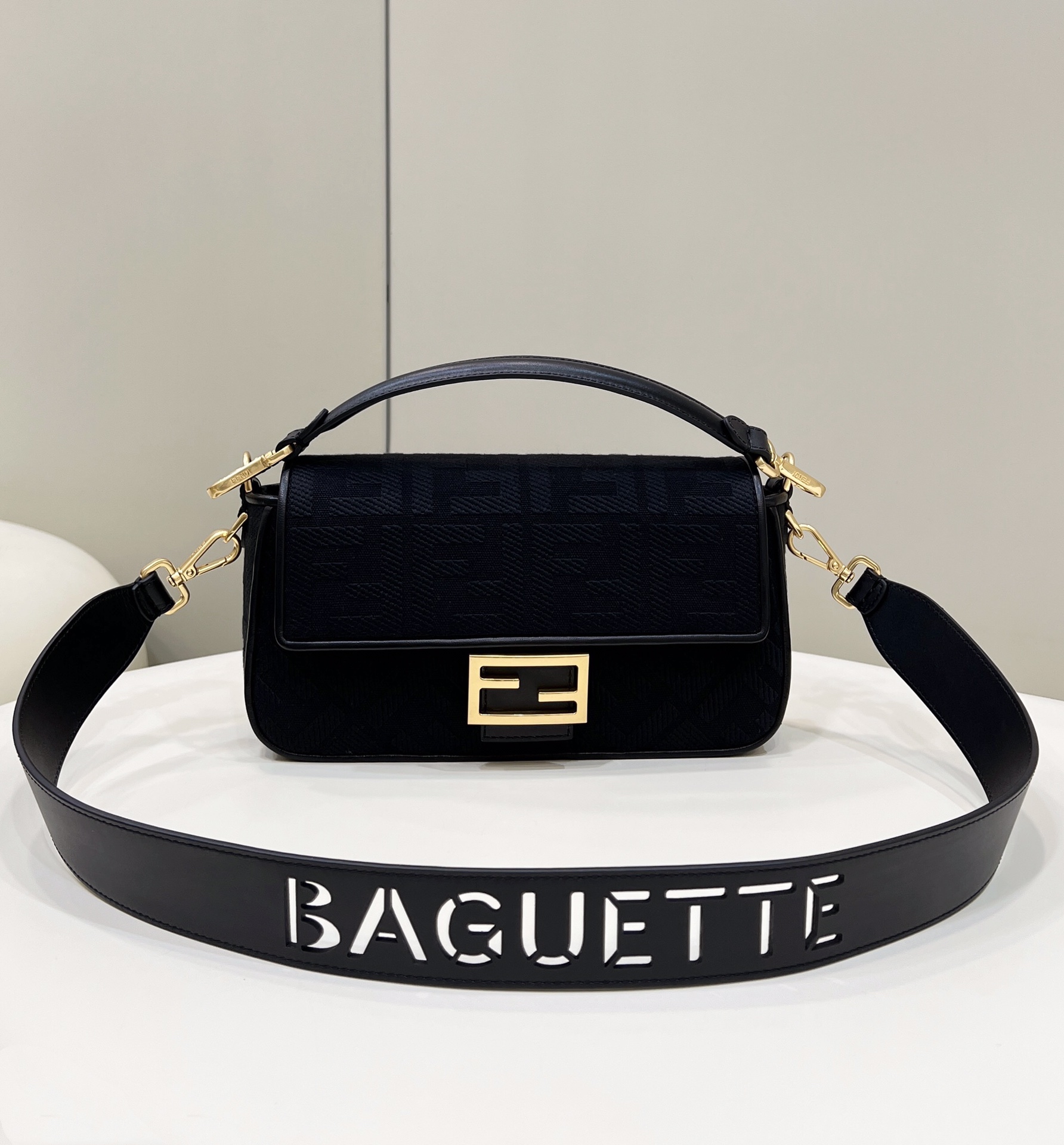 F**di Baguette Crossbody Bag 27cm Black