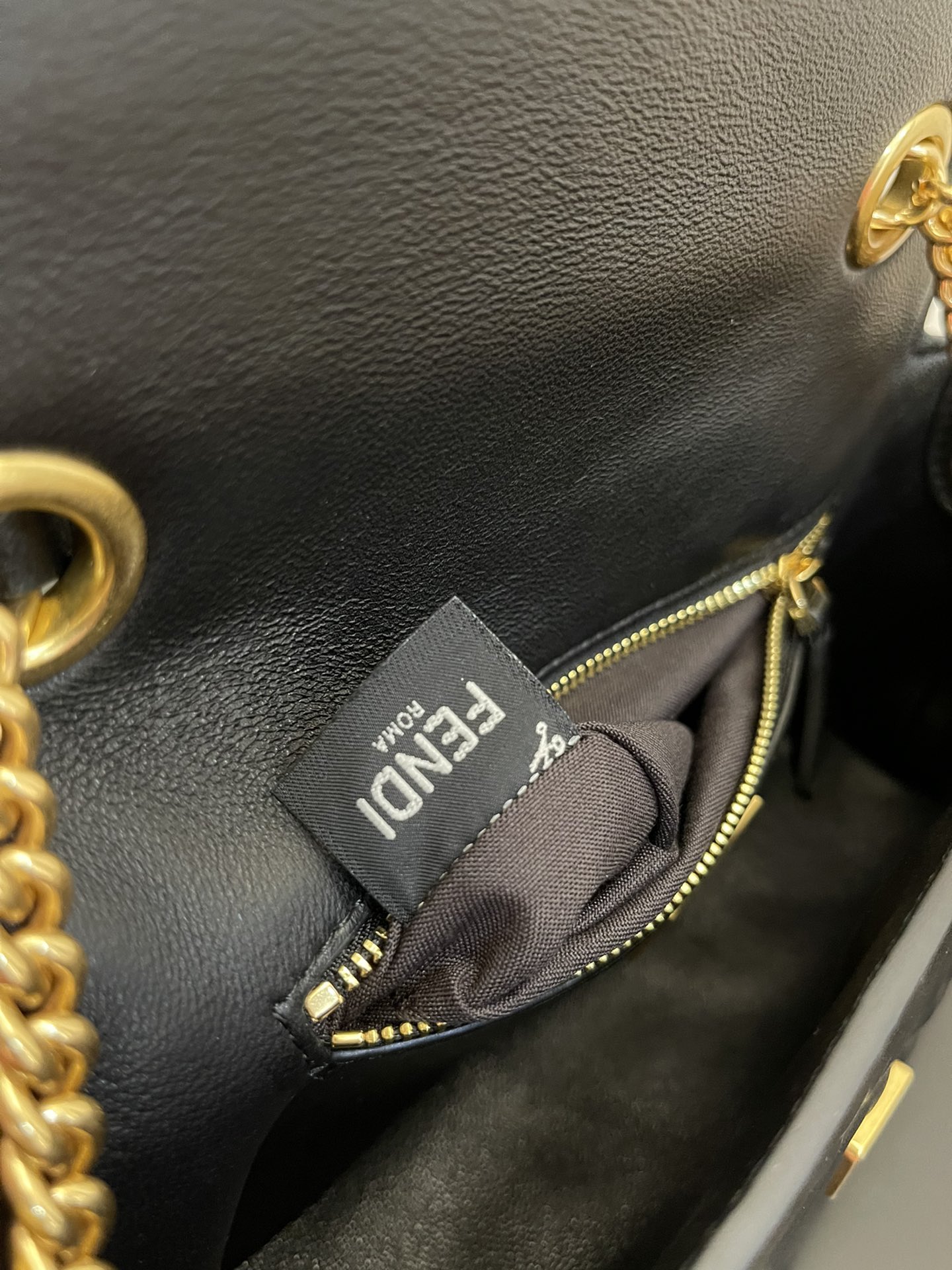 F**di Baguette Crossbody Bag 24cm Black