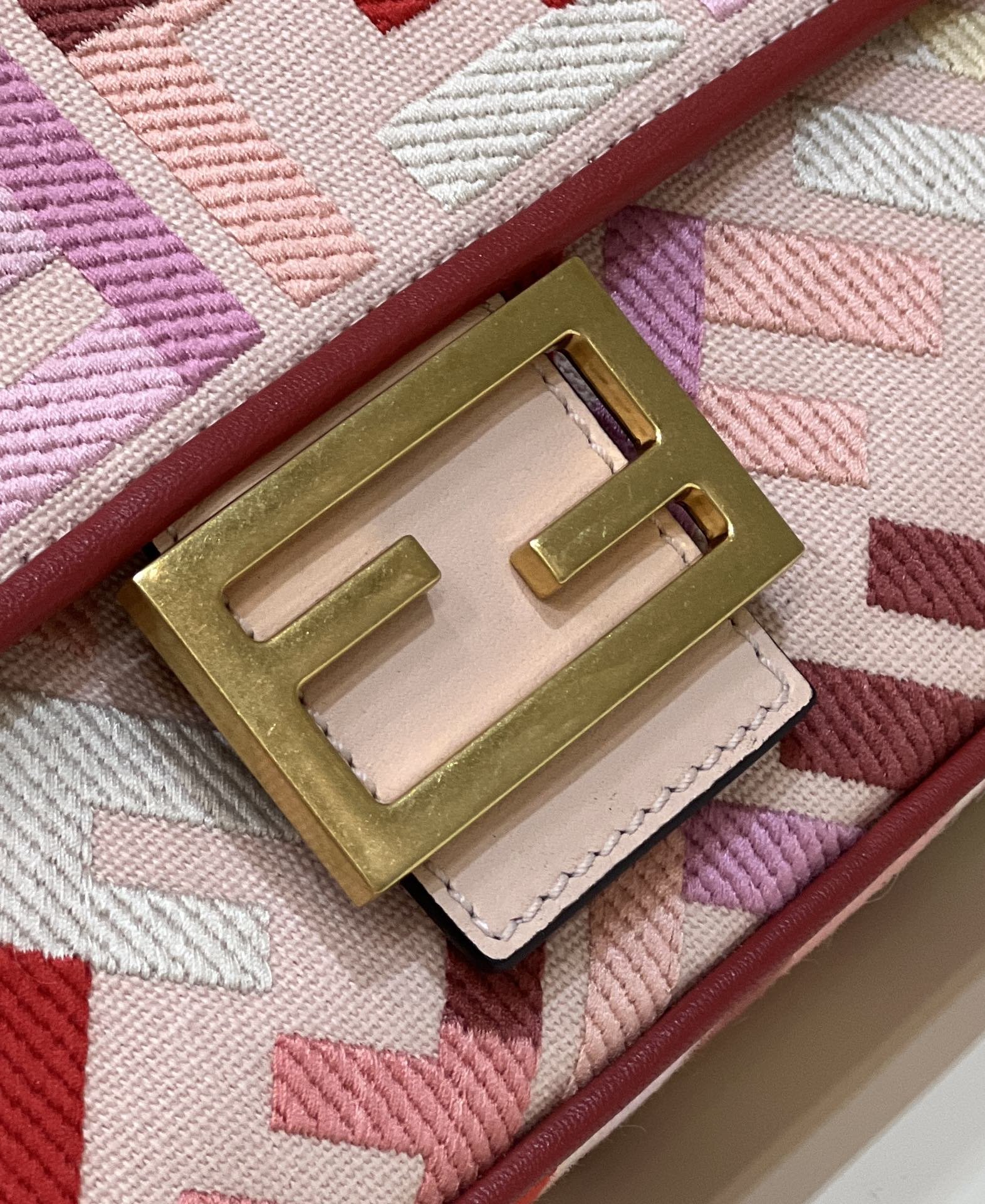 F**di Baguette Color Block FF Canvas Bag 02