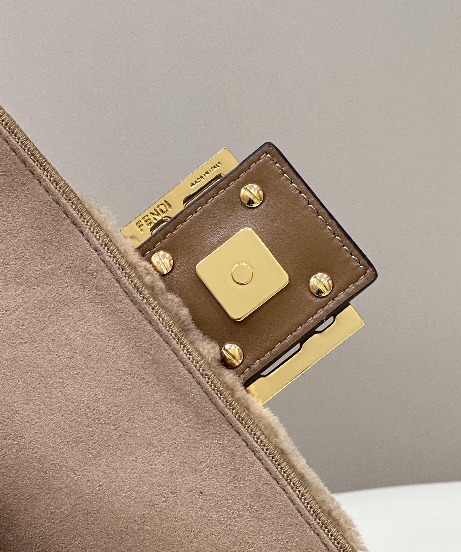F**di Baguette Crossbody Beige Sheepskin Bag Brown