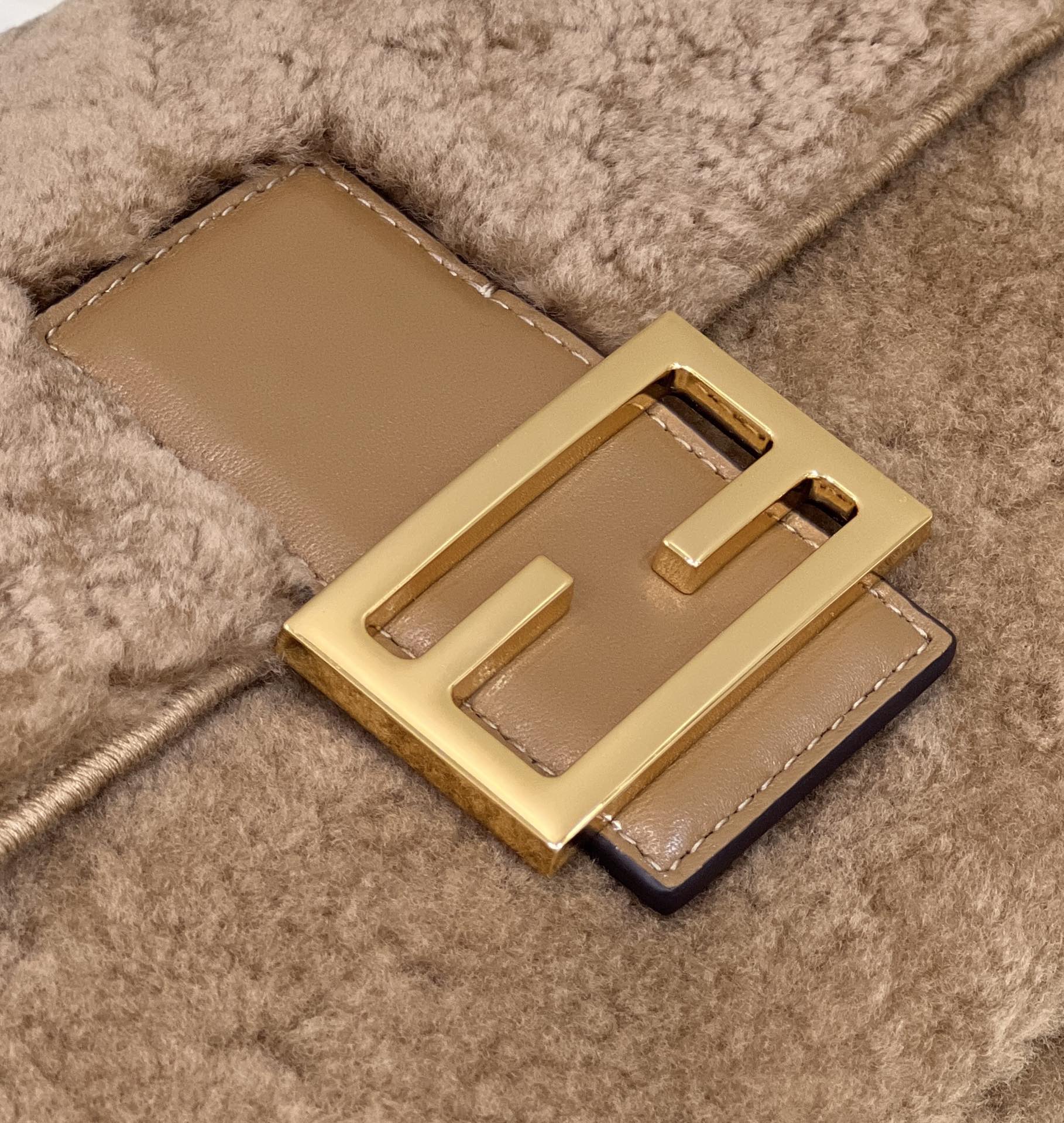 F**di Baguette Crossbody Beige Sheepskin Bag Brown