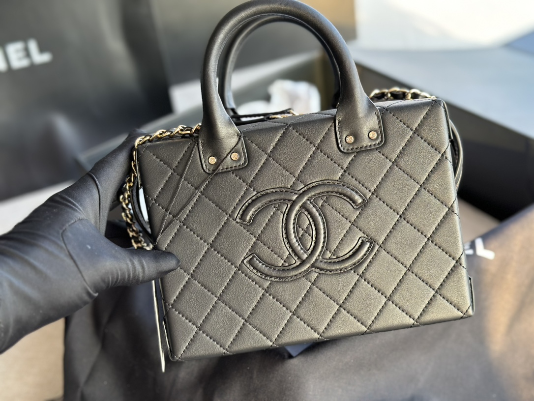 Ch**el Vanity Case Bag