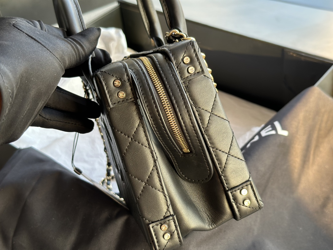 Ch**el Vanity Case Bag