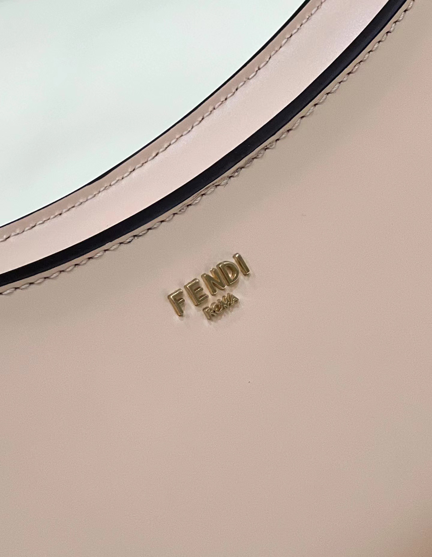 F**di O-Lock Clutch Bags Pink