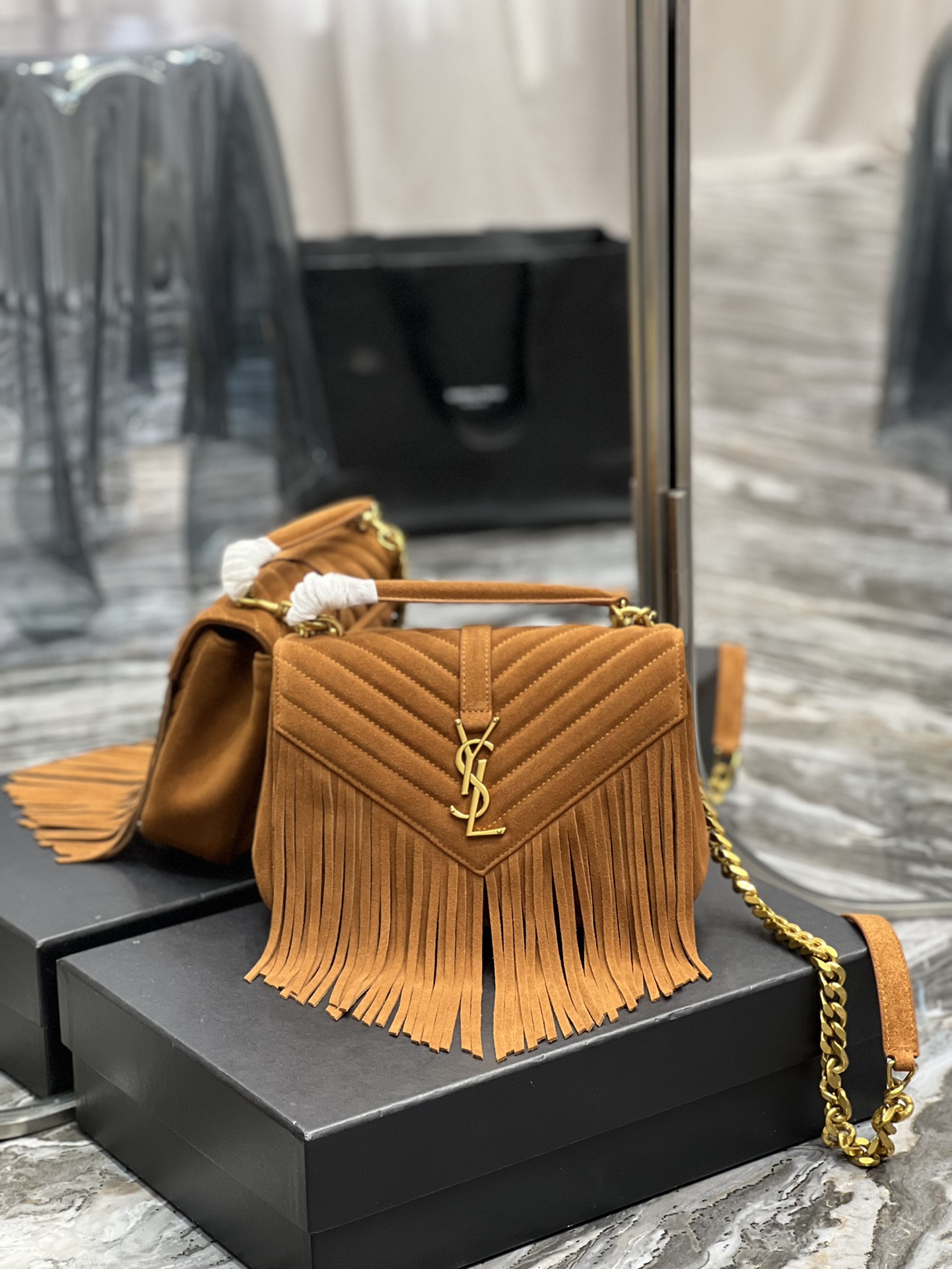 Y51 Medium College Fringed Shoulder Brown