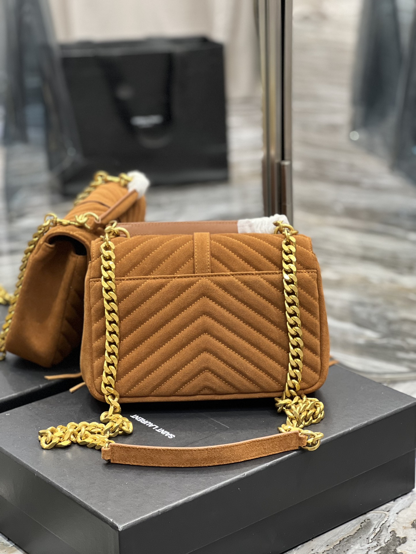 Y51 Medium College Fringed Shoulder Brown