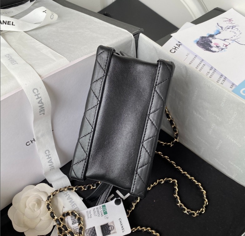 Ch**el Vanity Bag Small AS3344