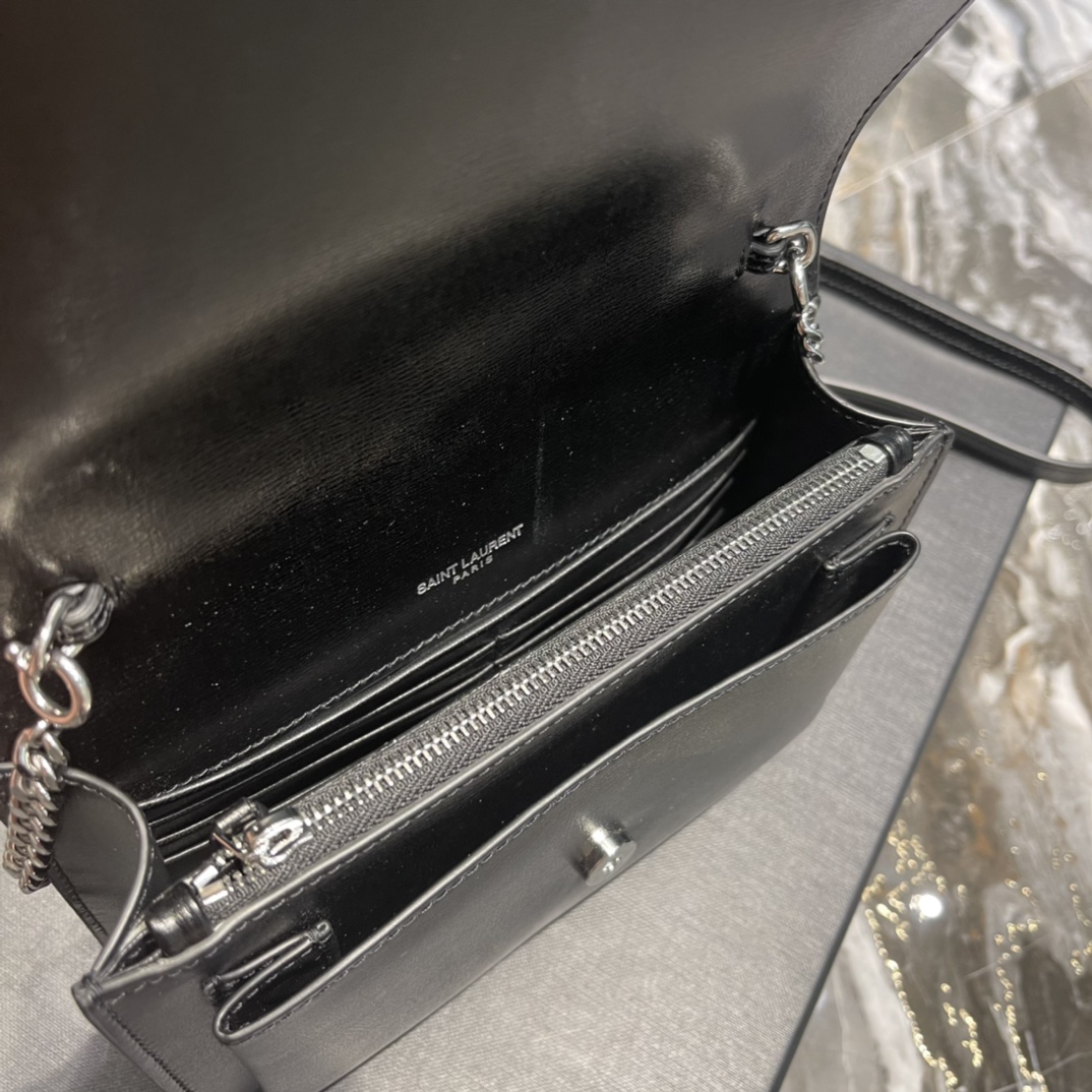 Y51 Sunset Shoulder Bag 19cm Black 02