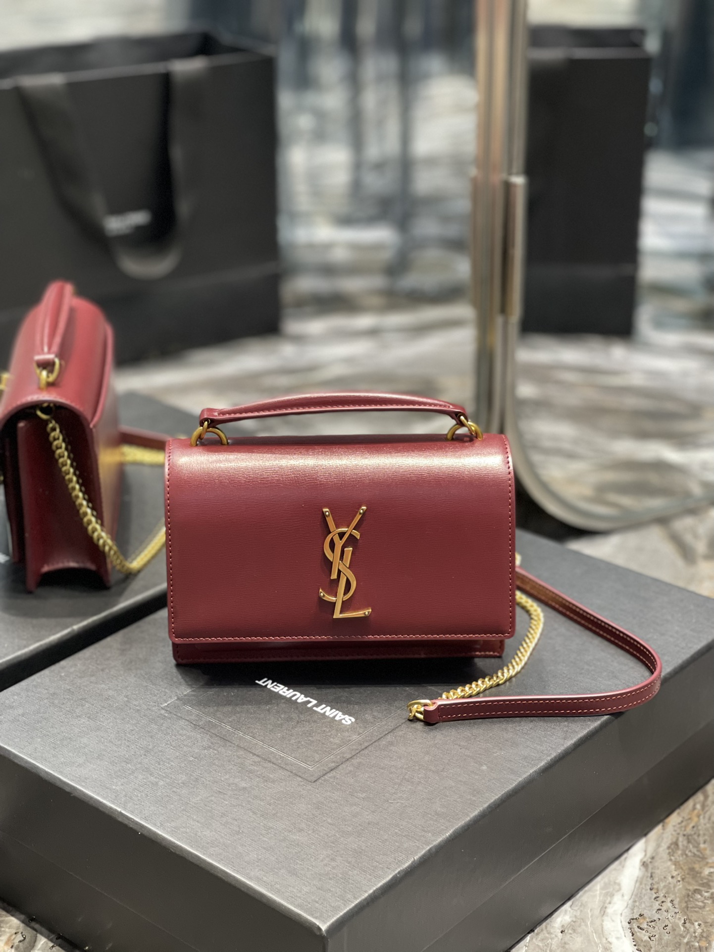 Y51 Sunset Shoulder Bag 19cm Claret