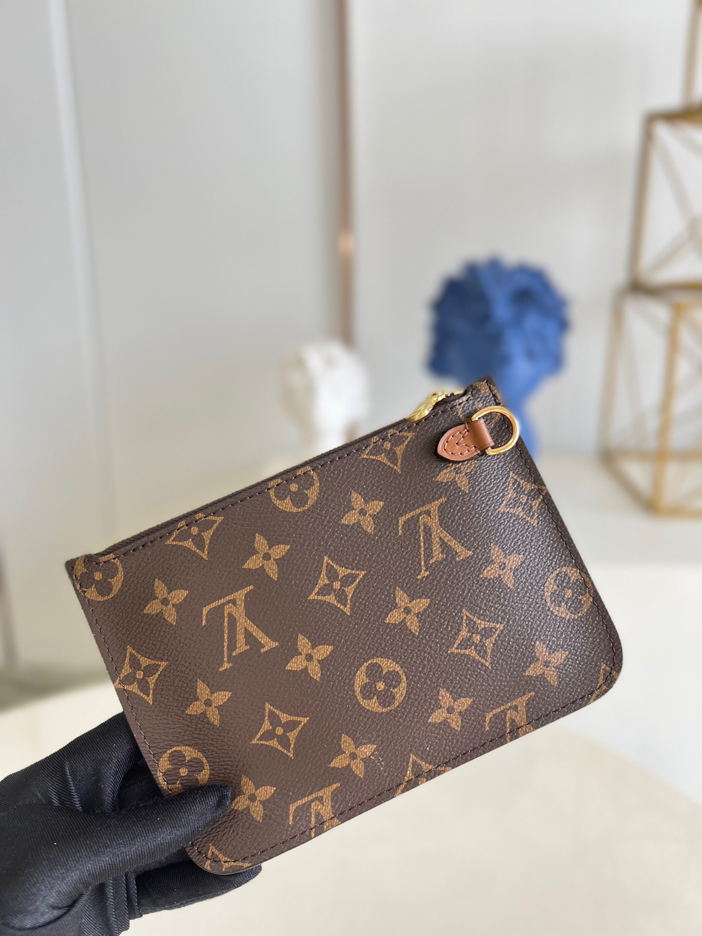 L0vis Vvtt0n Loop Hobo Monogram Canvas Brown M46311