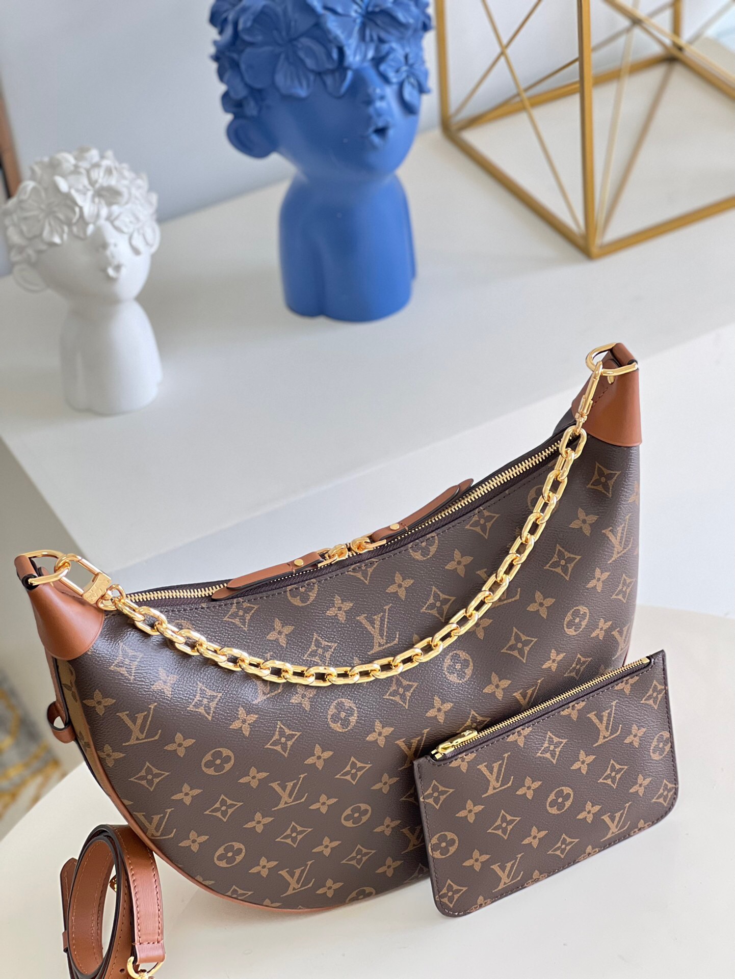 L0vis Vvtt0n Loop Hobo Monogram Canvas Brown M46311