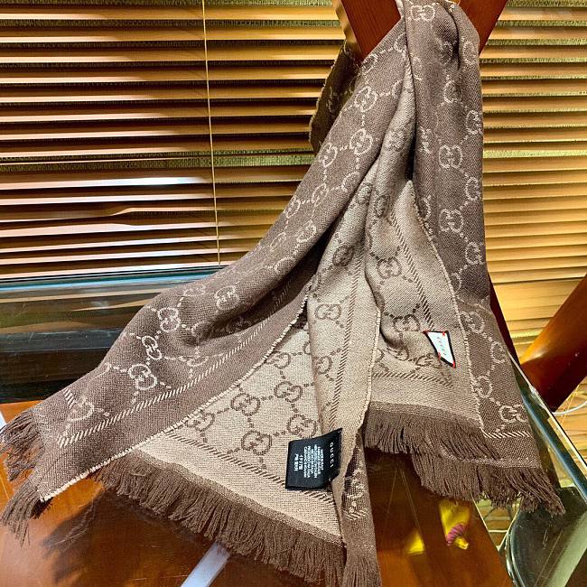 Gvc*1 Scarf 02