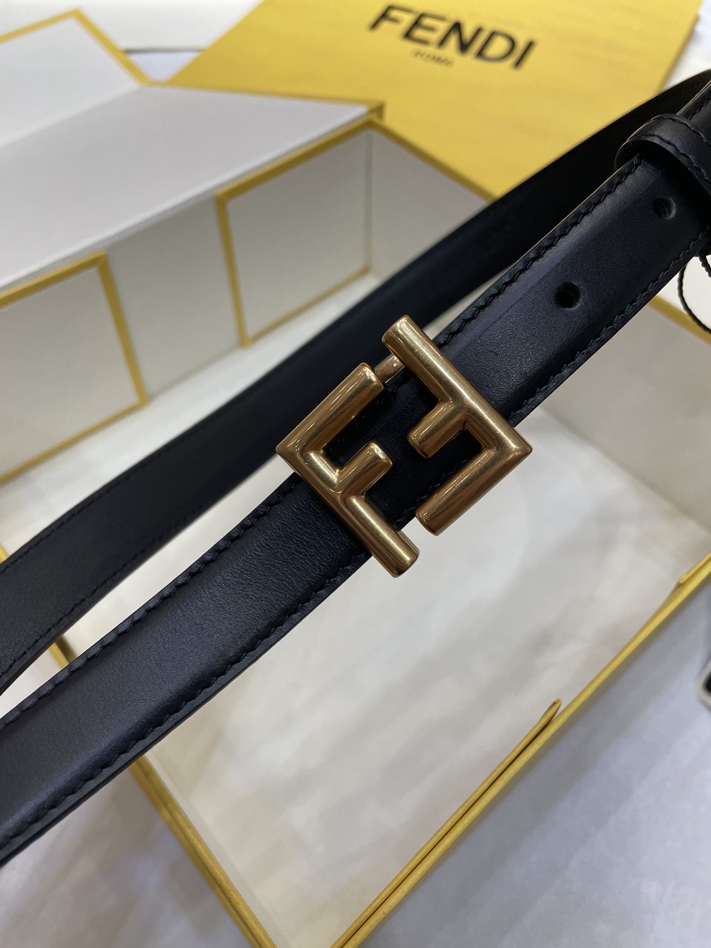 F**di Belt 2cm