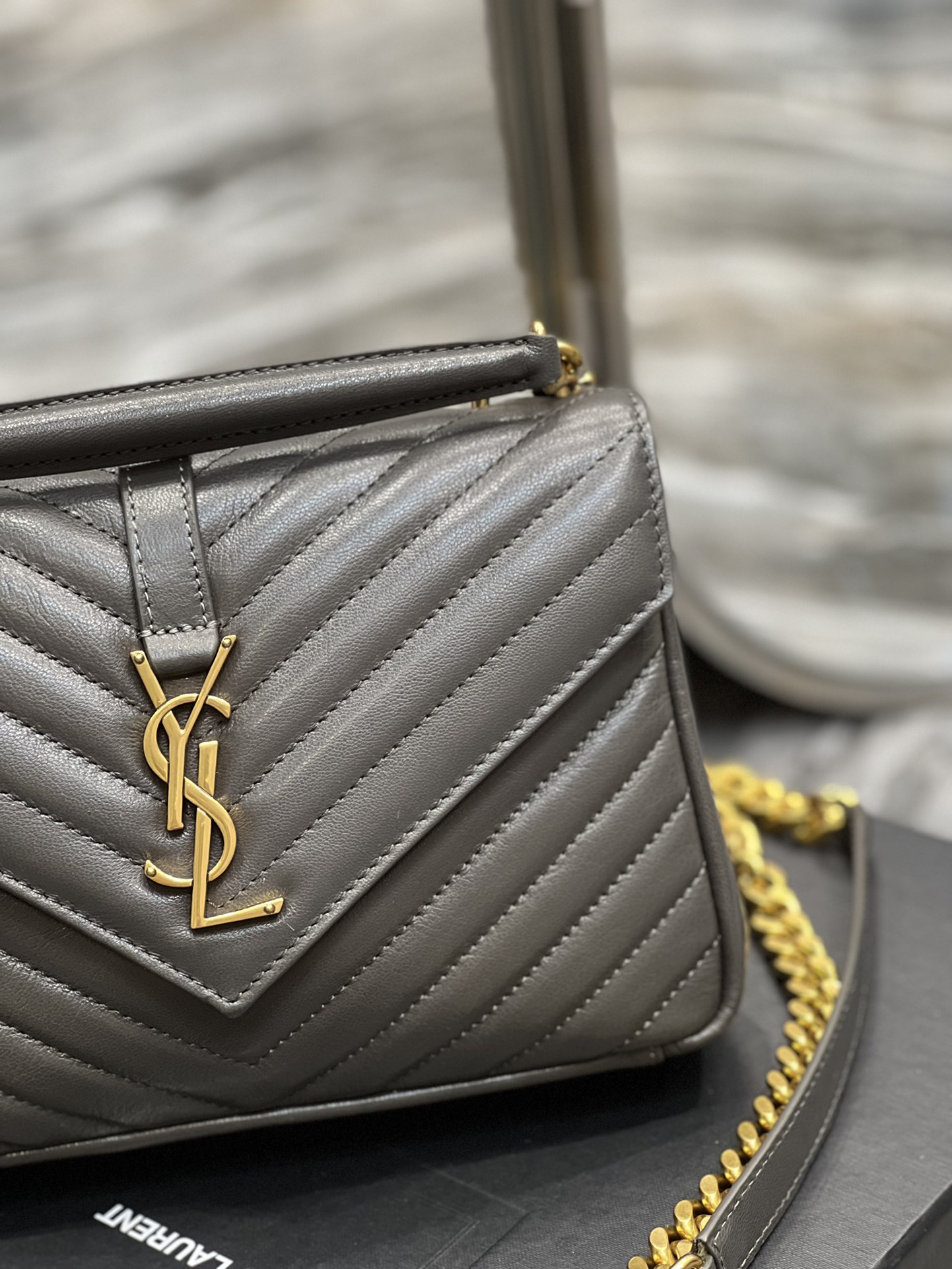 Y51 Monogram College Gray Medium Bag with Gold Hardware 24cm