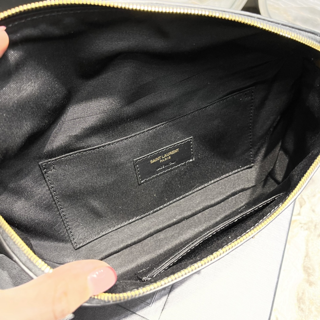 Y51 Classic Crossbody Waist Bag Gold