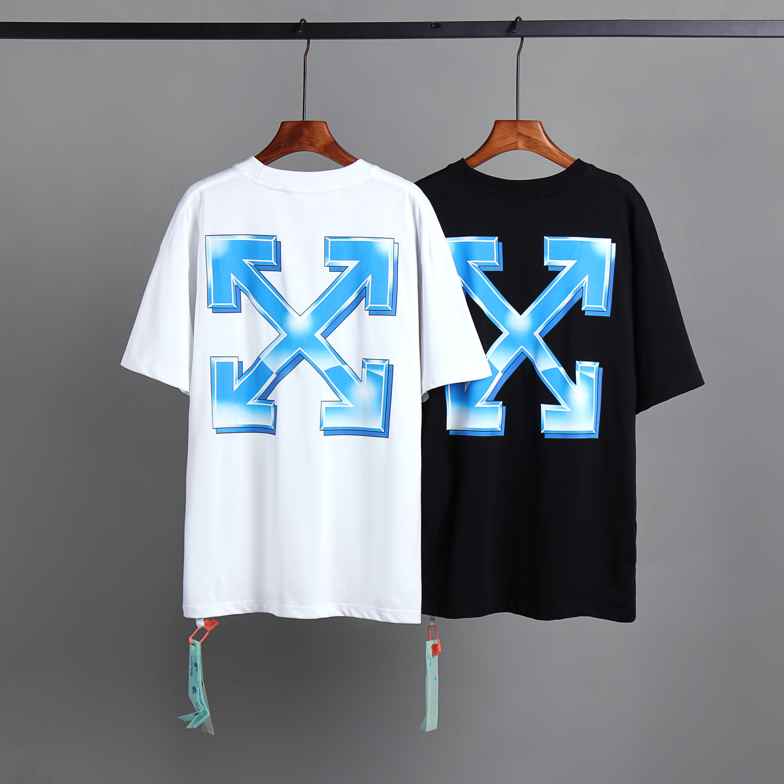 Off-White T-shirt