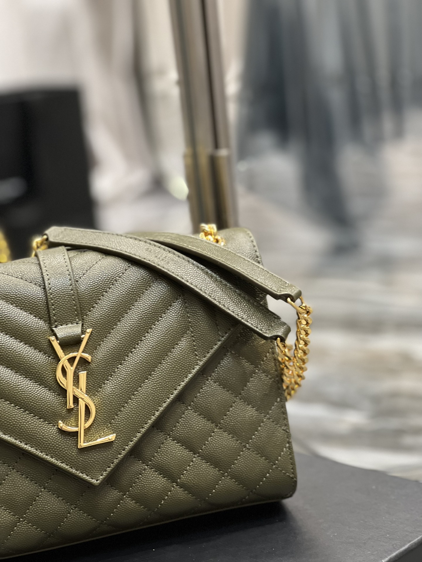 Y51 Envelope Bag Medium Green 487206