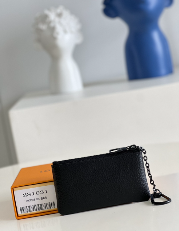 L0vis Vvtt0n Key Pouch M81031