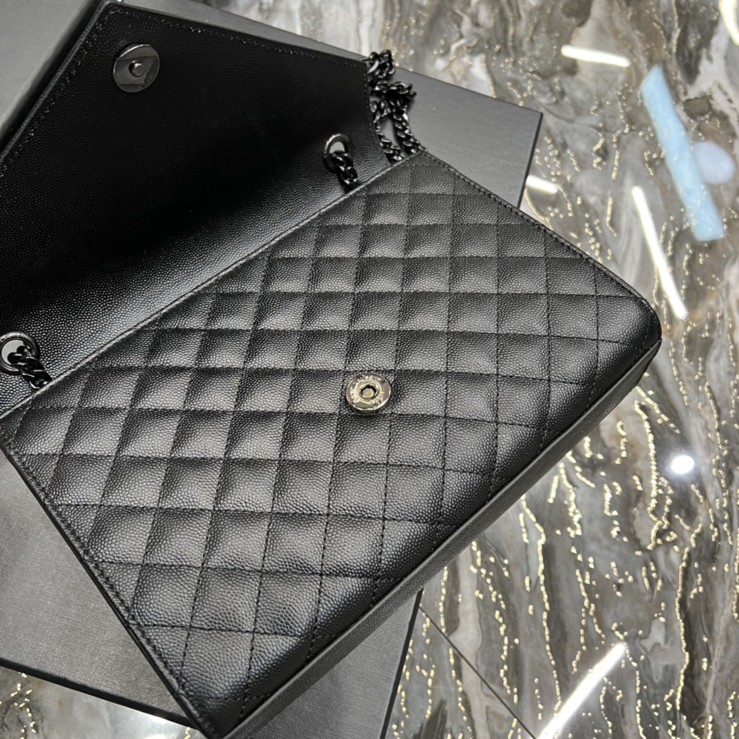 Y51 Envelope Shoulder Bag 24cm Black 487206