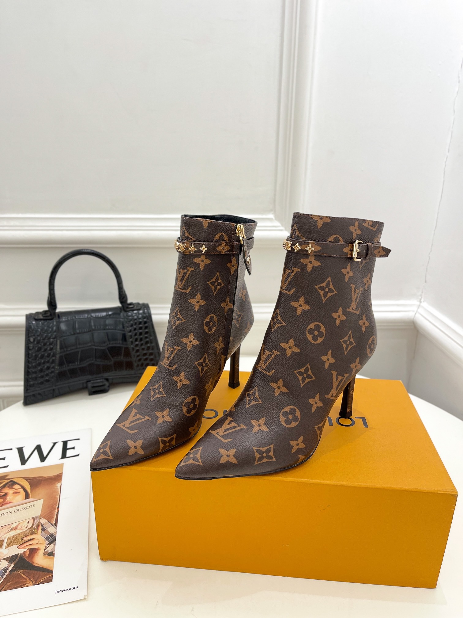 L0vis Vvtt0n Heel 8.5CM Monogram