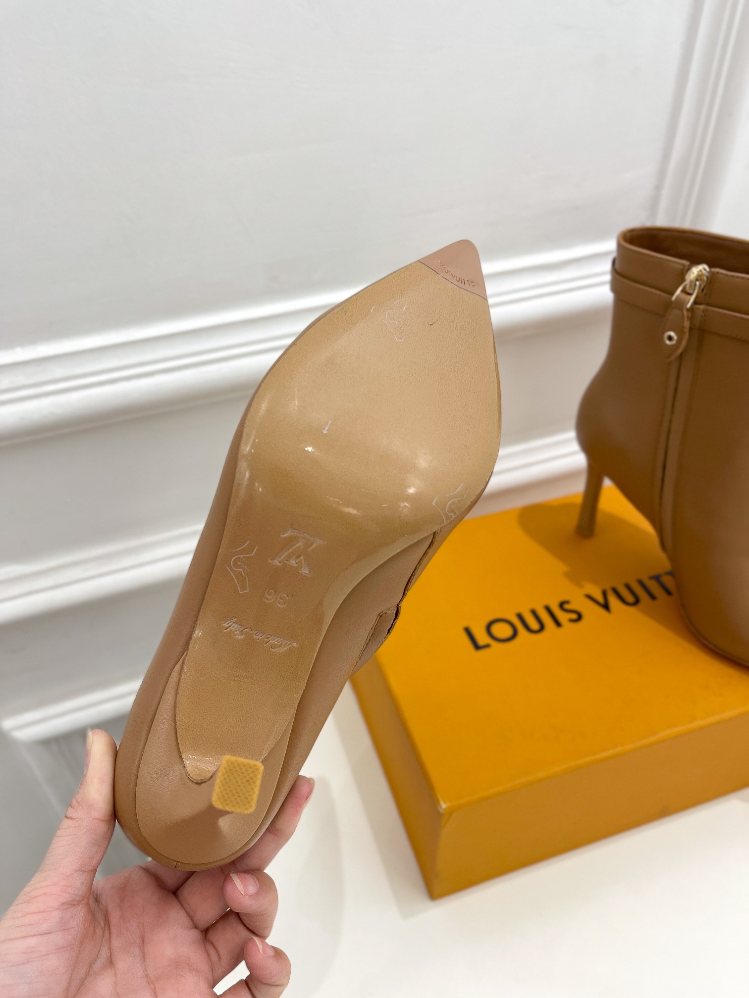L0vis Vvtt0n Heel 8.5CM Brown