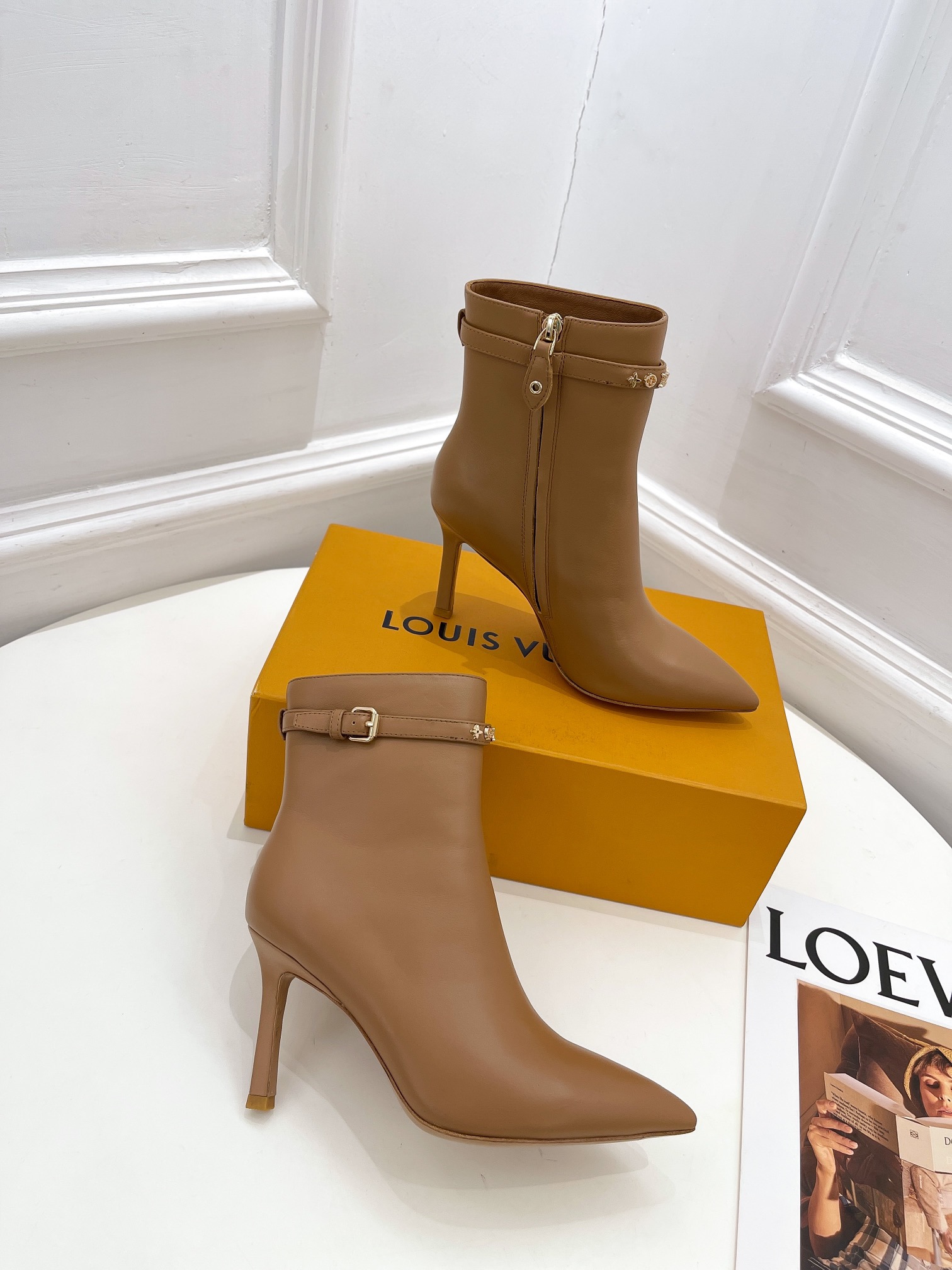 L0vis Vvtt0n Heel 8.5CM Brown