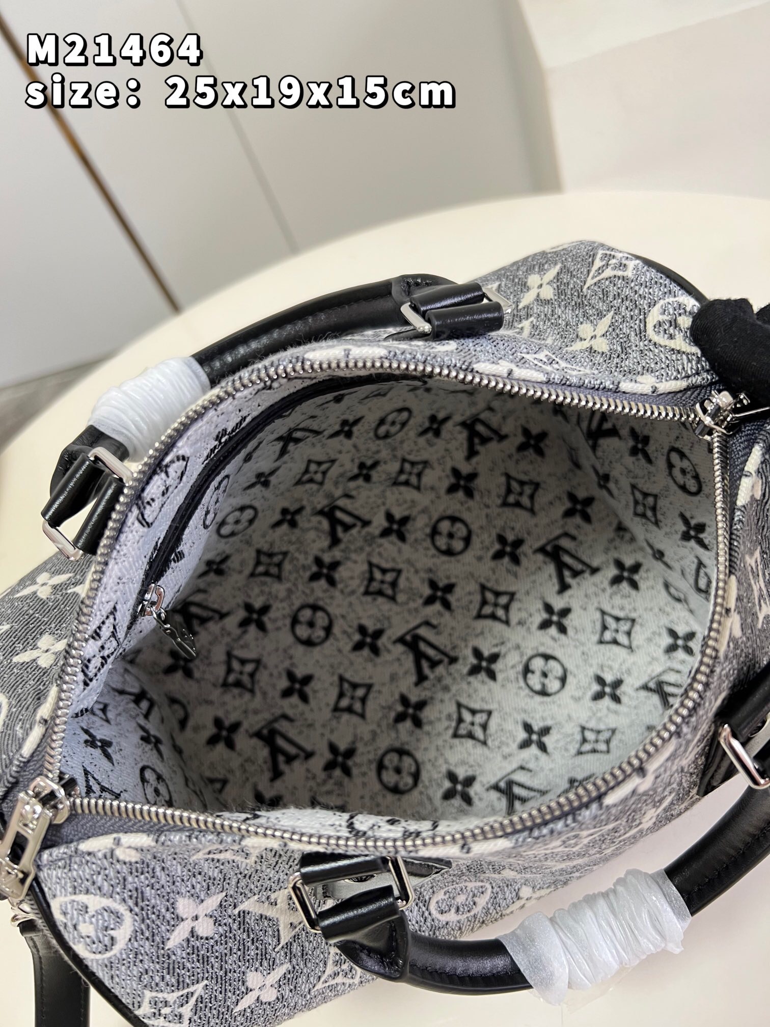 L0vis Vvtt0n Speedy M21464 25cm