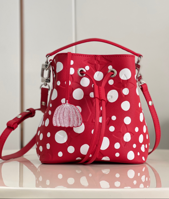 L0vis Vvtt0n Neonoe Bag Red M21730