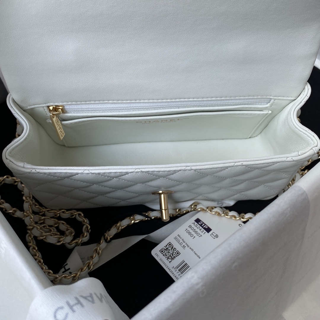 Ch**el Flap Handle Bag Lambskin 20cm White