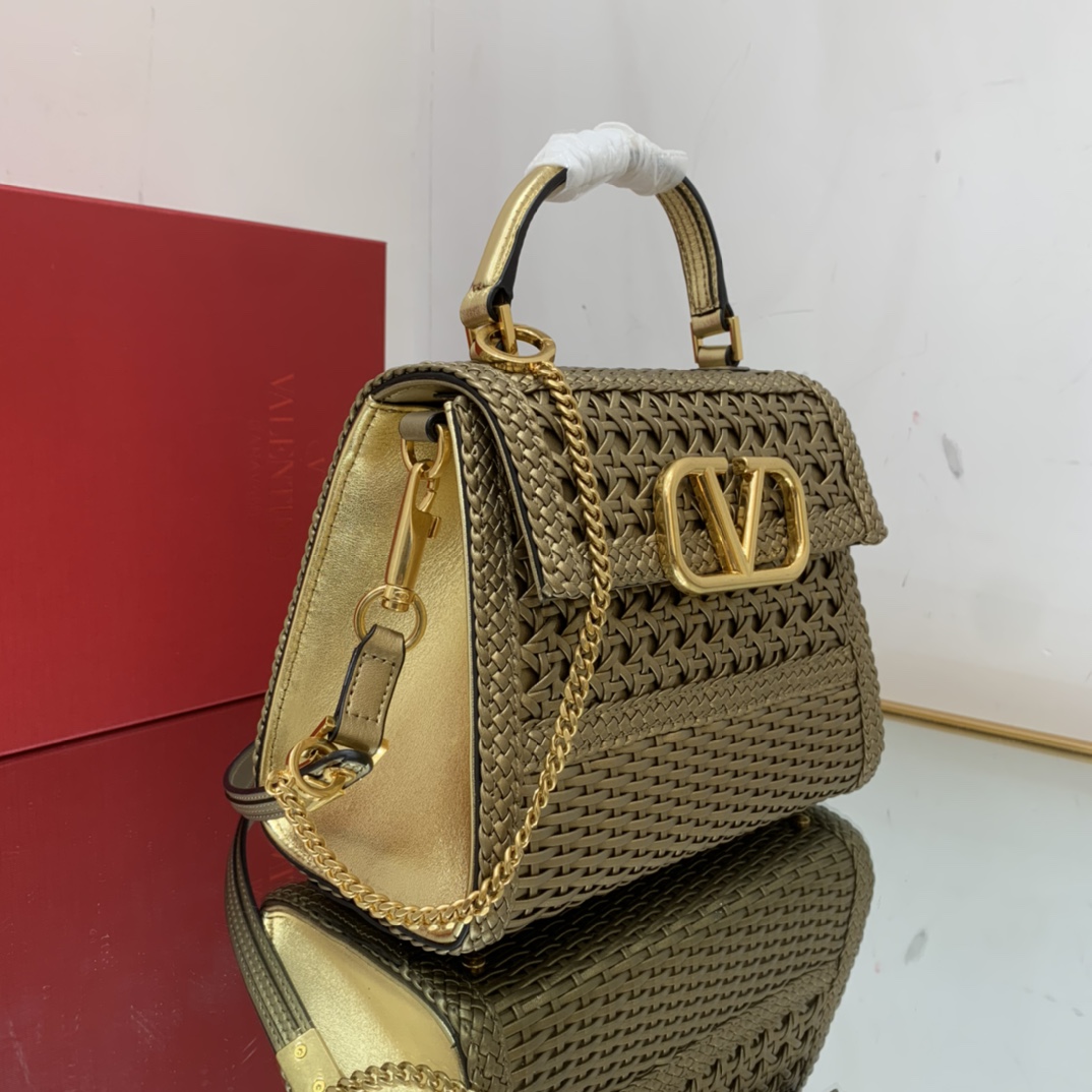 Va1e*ntin0 Garavani Small VSling Tote Bag 22cm