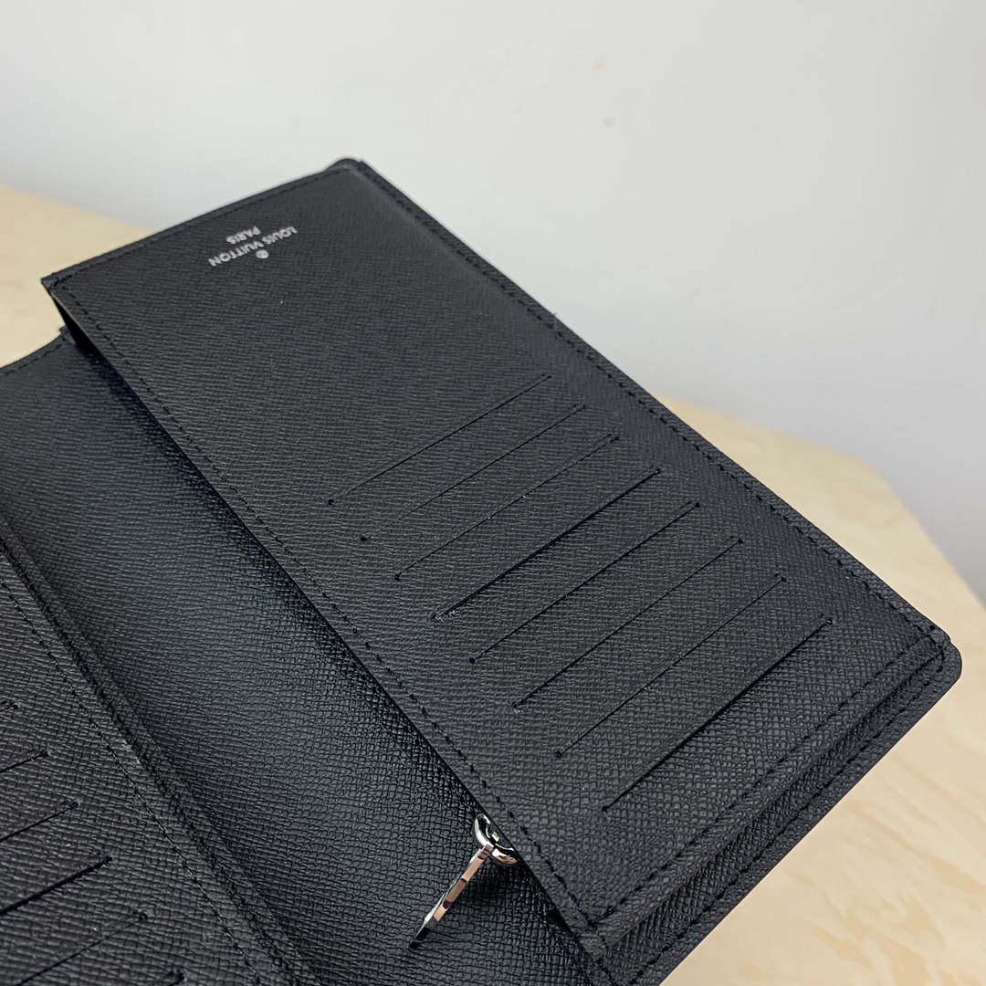 L0vis Vvtt0n Monogram Macassar Clutch M69410