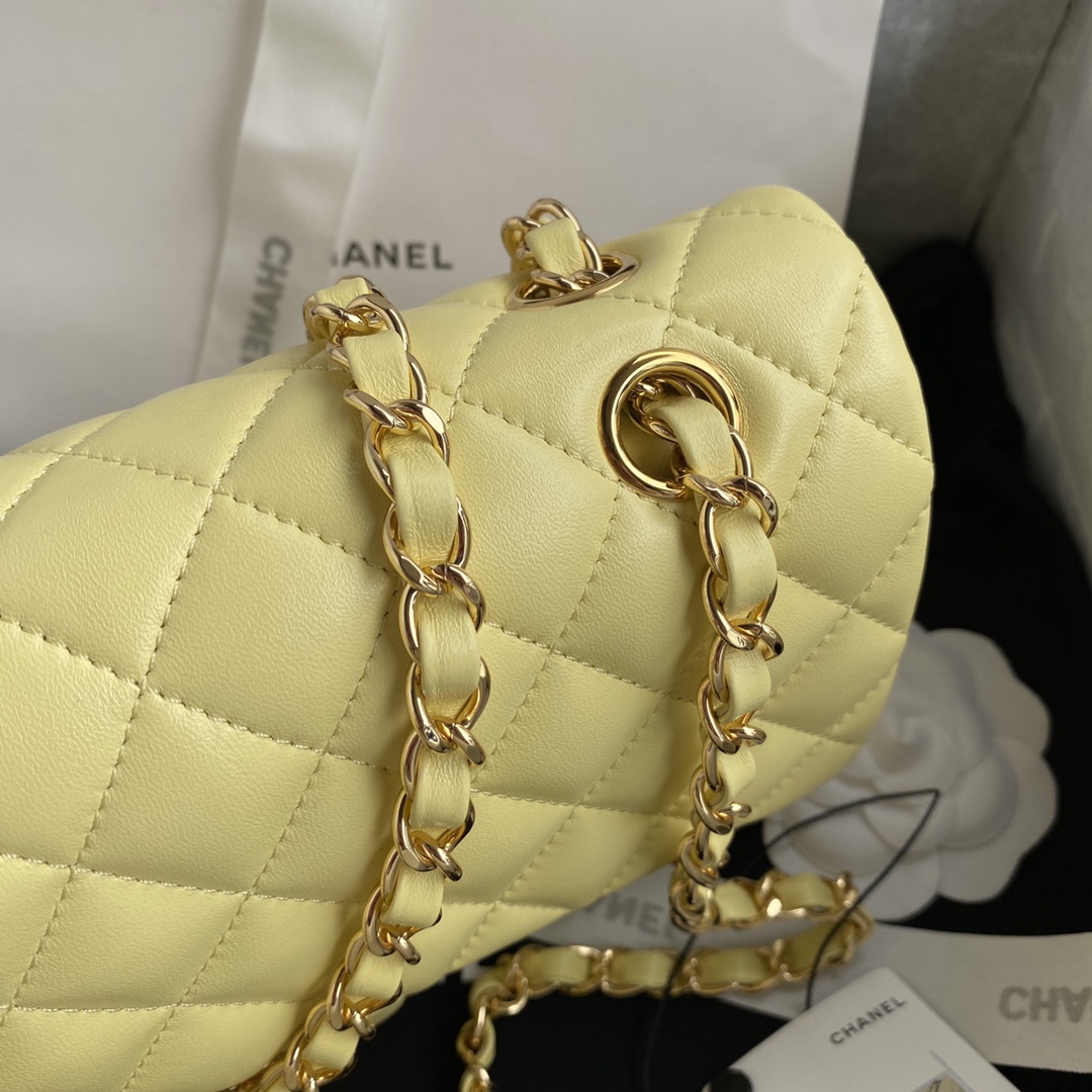 Ch**el Flap Lambskin Bag Medium A01112