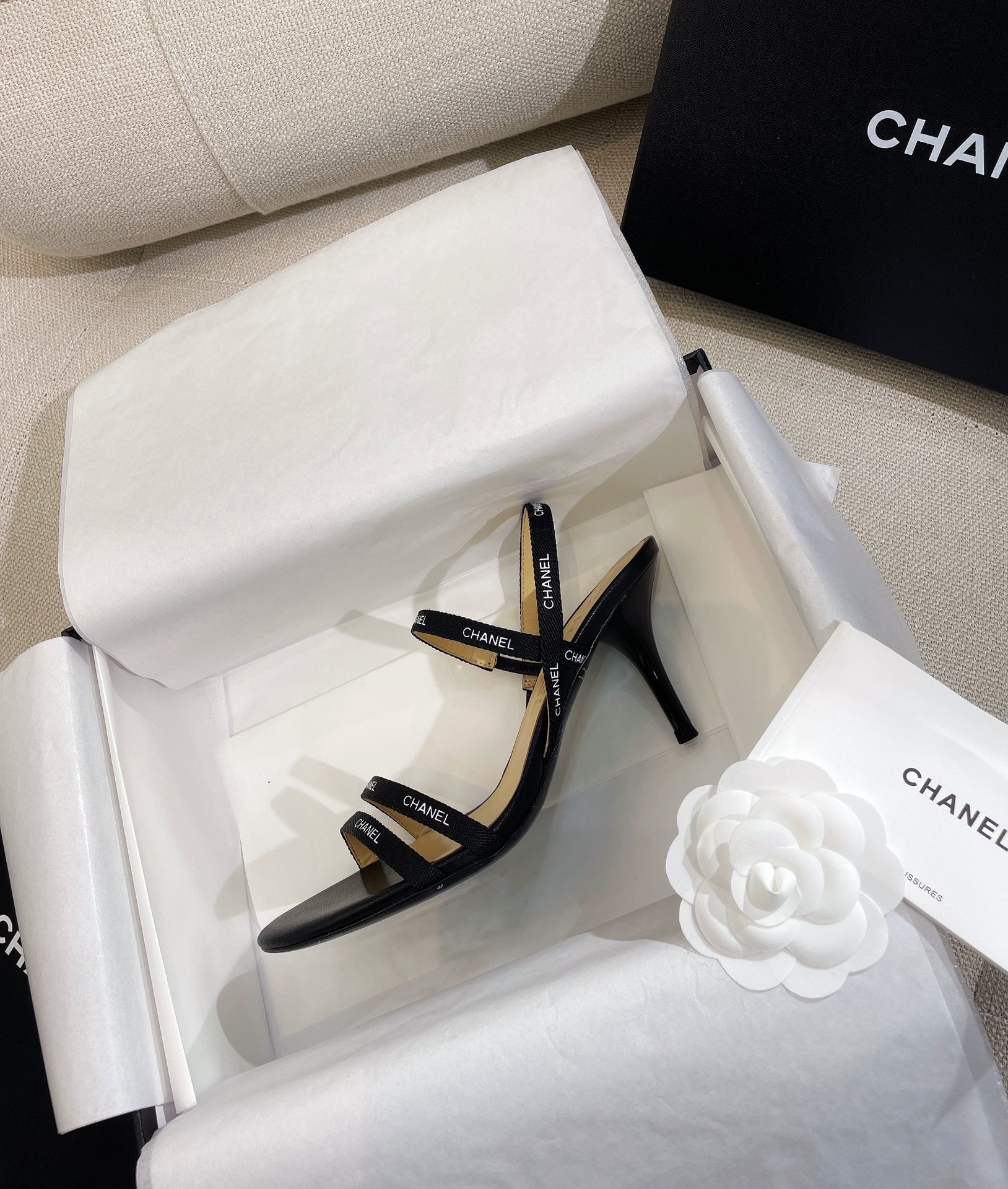 Ch**el Heels 03