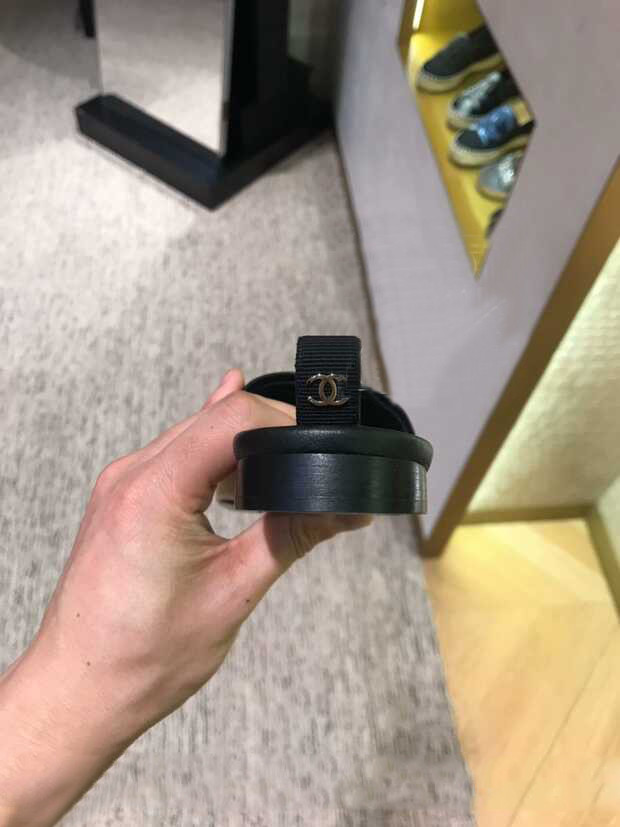 Ch**el Slippers Black