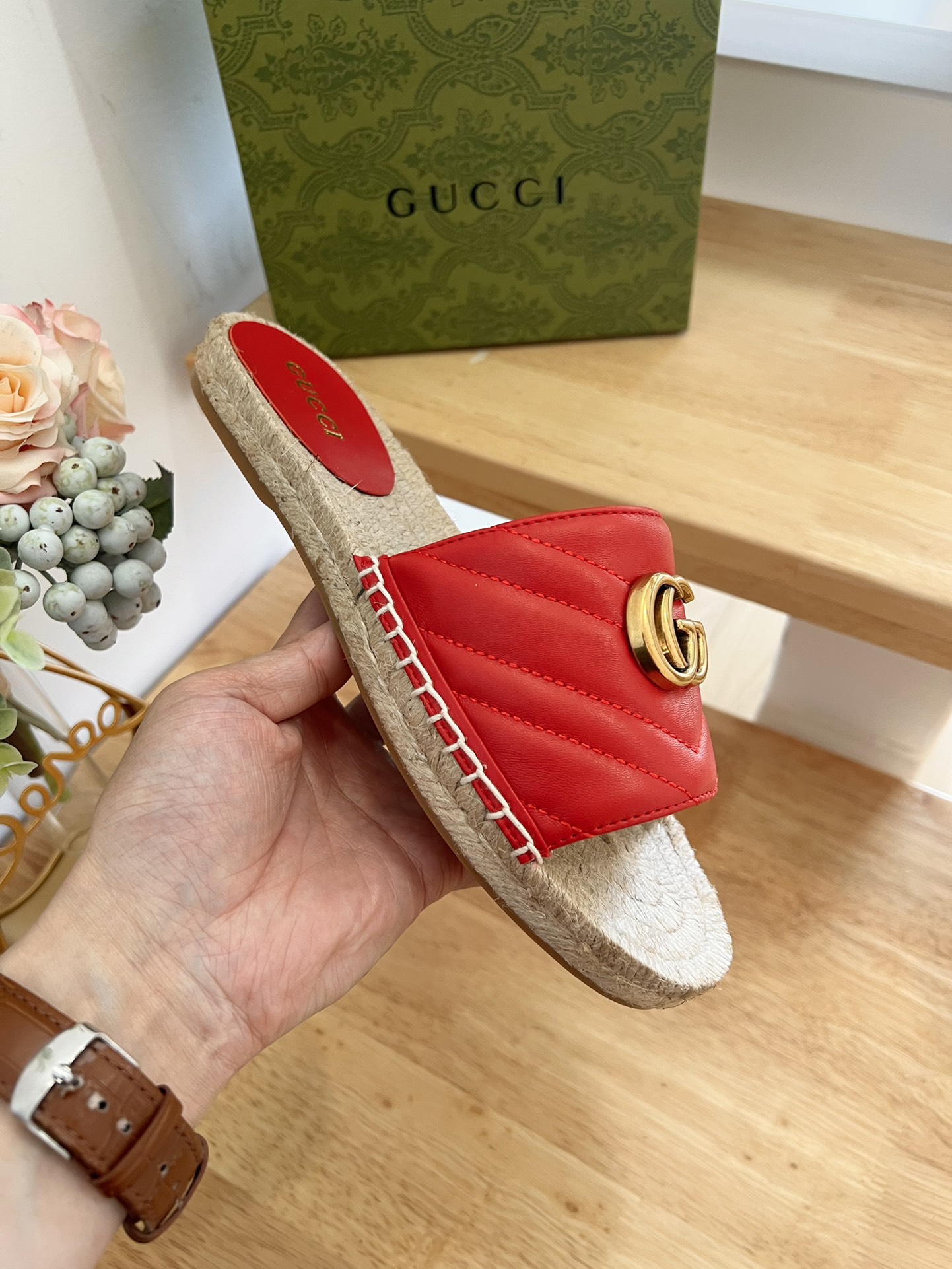 Gvc*1 Espadrille Slippers Red