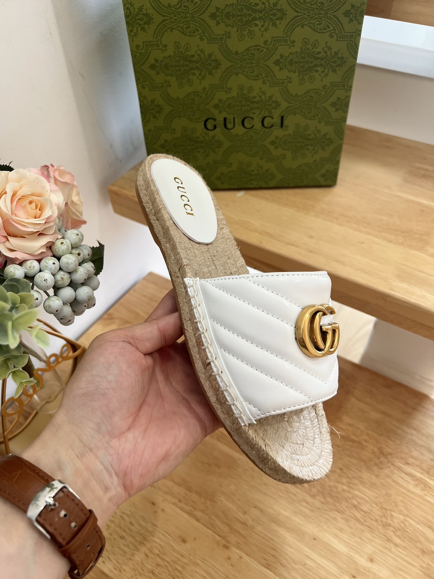 Gvc*1 Espadrille Slippers White