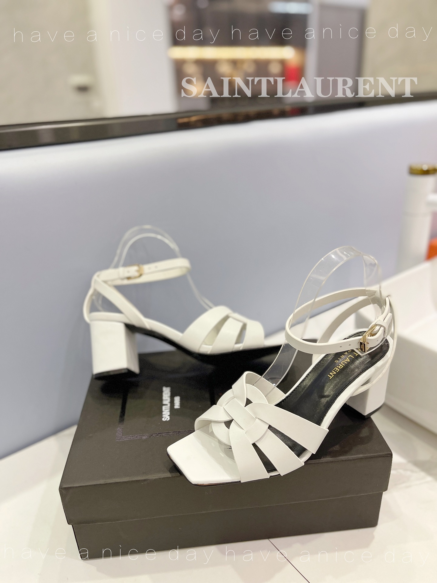 Y51 Heels White