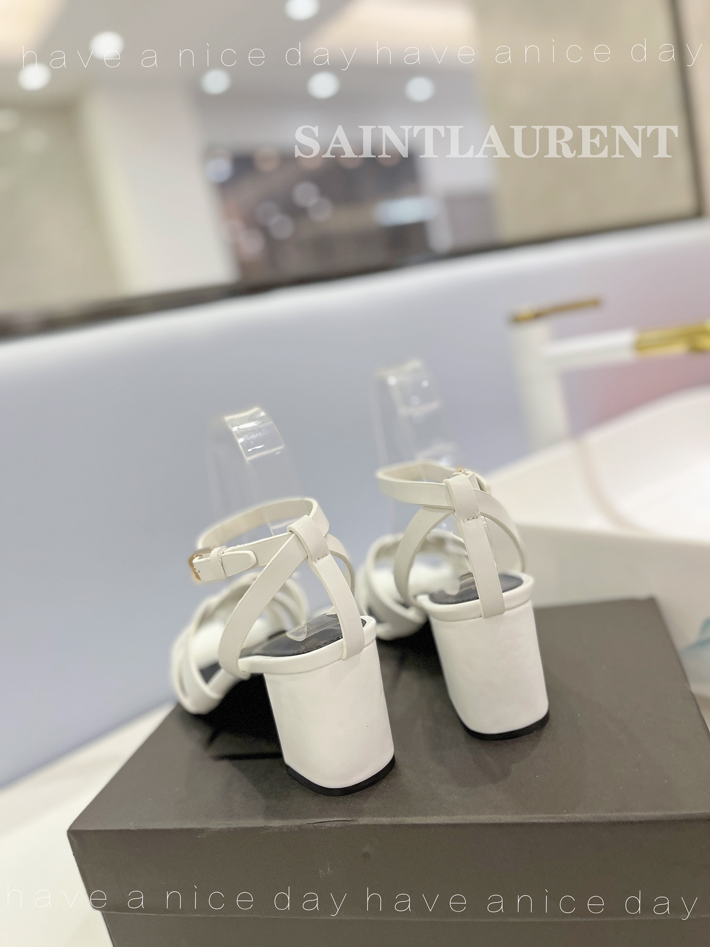 Y51 Heels White