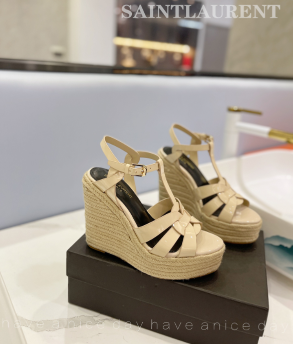 Y51 Espadrille Wedge Sandals Beige
