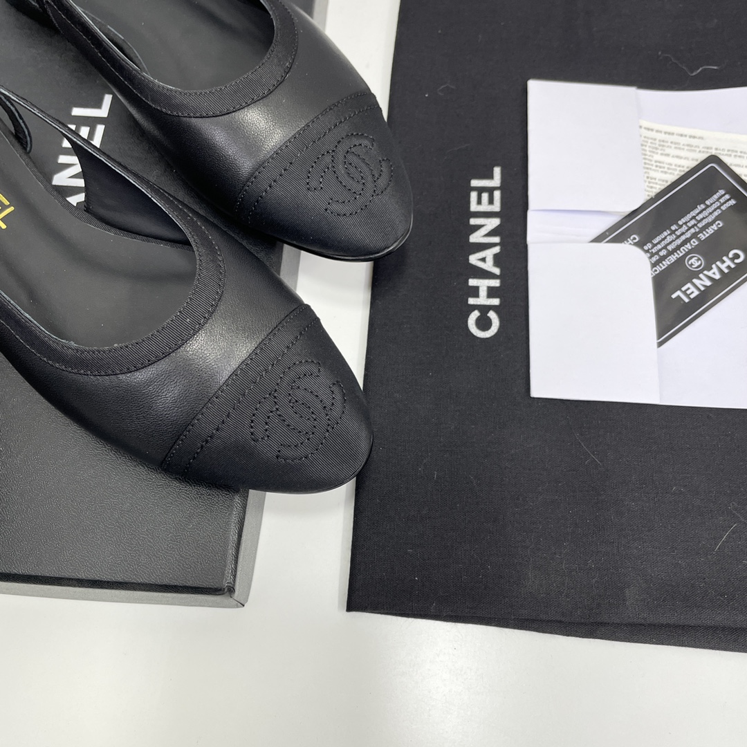 Ch**el Loafer Black